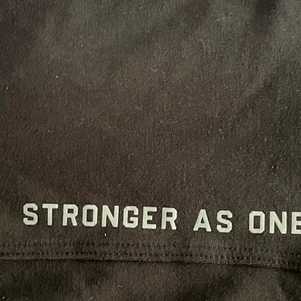 Barry’s Bootcamp X Lululemon Sleeveless Hoodie - size 12 - Picture 5 of 8